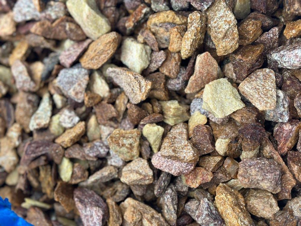 Златолит персиковый декоративная каменная крошка купить в Нижневартовске