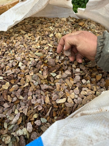 Златолит персиковый декоративная каменная крошка купить в Нижневартовске