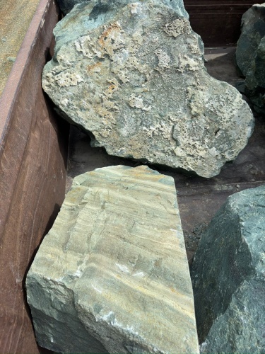 Ландшафтные глыбы зелёные 200-500 килограмм купить в Нижневартовске