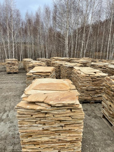 Плитняк златолит жёлтый для фасада 1,5-3 см купить в Нижневартовске