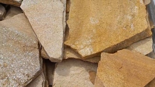 Плитняк златолит жёлтый для фасада 1,5-3 см купить в Нижневартовске
