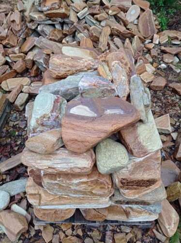 Златолит жёлтый, жёлто-зелёный глыбки и валуны для ланшафтного дизайна купить в Нижневартовске