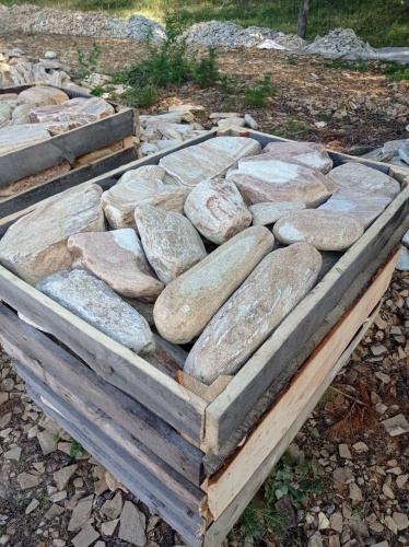 Златолит жёлтый, жёлто-зелёный глыбки и валуны для ланшафтного дизайна купить в Нижневартовске