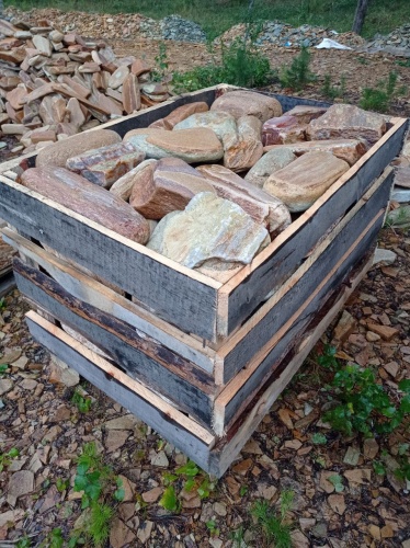 Златолит жёлтый, жёлто-зелёный глыбки и валуны для ланшафтного дизайна купить в Нижневартовске