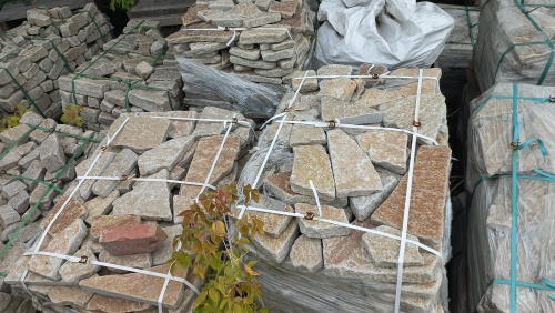 Гранитный плитняк галтованный для парковки купить в Нижневартовске