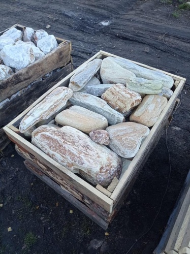 Златолит жёлтый, жёлто-зелёный глыбки и валуны для ланшафтного дизайна купить в Нижневартовске