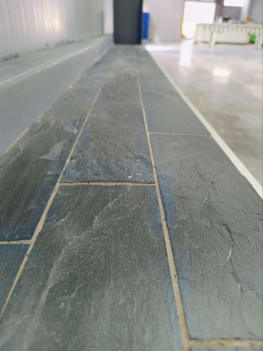 Плитка чёрная из натурального камня фасадная 30 см * 5 см, толщина 7 мм -30 мм купить в Нижневартовске